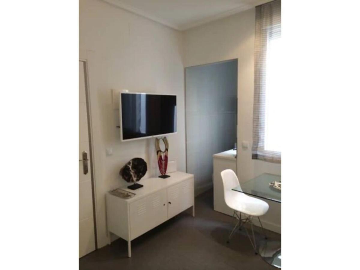 Apartamento Anton Martin II มาดริด ภายนอก รูปภาพ